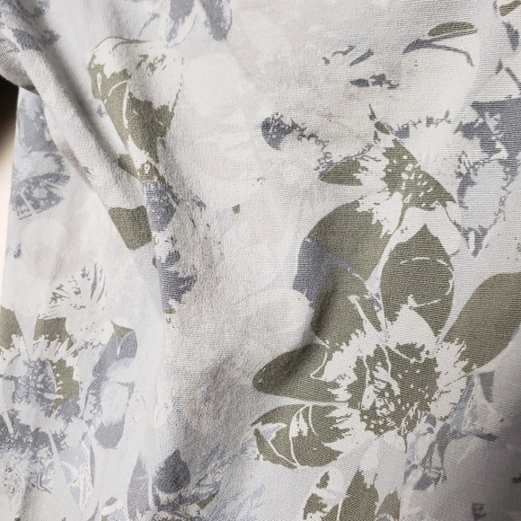 HEI Camo Floral Pant - Picture 8 of 9